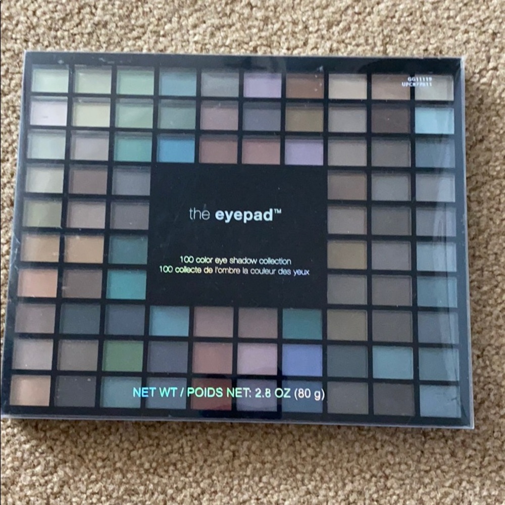Eyeshadow palette